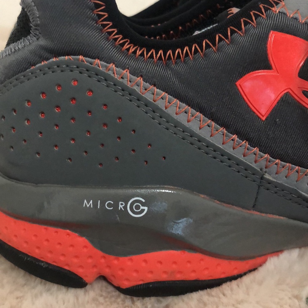 Under Armour Men’s Micro G tennis shoes Size 9.5 - Picture 6 of 12